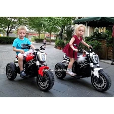Детский мотоцикл M 4008 AL-3 Ducati, надувные колеса, красный фото 16