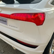 Детская машина M 6133 EBLR-1 Audi белая, четыре мотора фото 15