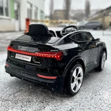Детская машина на аккумуляторе M 4806 EBLR-2 Audi черная, открываются двери фото 54
